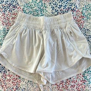 White 4 inch Scrunch Waist Lululemon Shorts